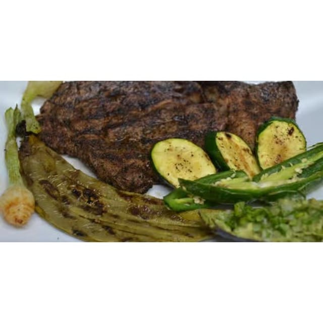 Steak Estilo Avocados.