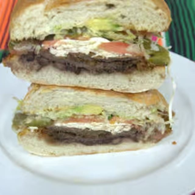Milanesa de Res Torta.
